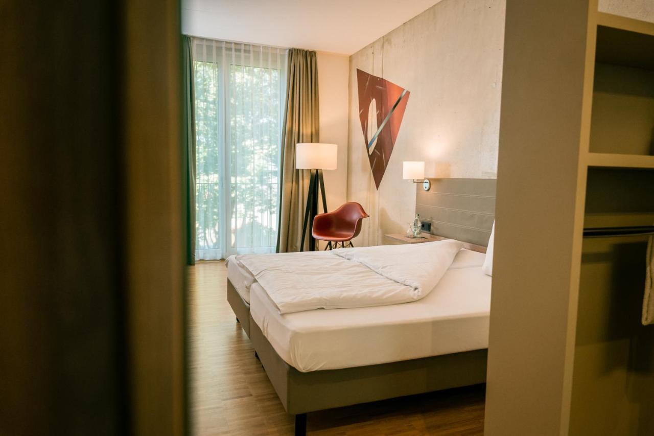 Hotel Trezor Singen Extérieur photo