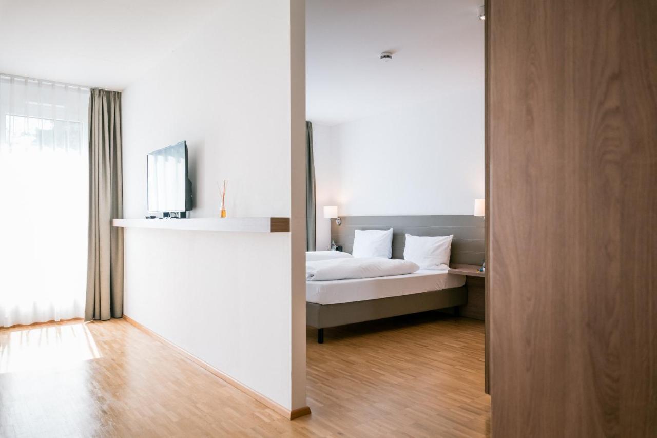 Hotel Trezor Singen Extérieur photo